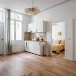 A Modern Renovated Apartment Near Metro Line 2