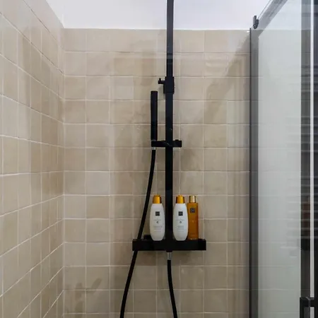 A Modern Renovated Near Metro Line 2 Apartment
